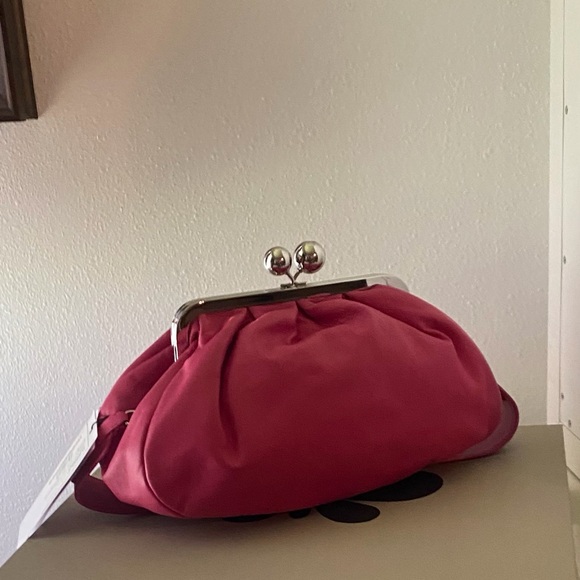 MaxMara Fuchsia Clutch with Silver Accents - Picture 2 of 9